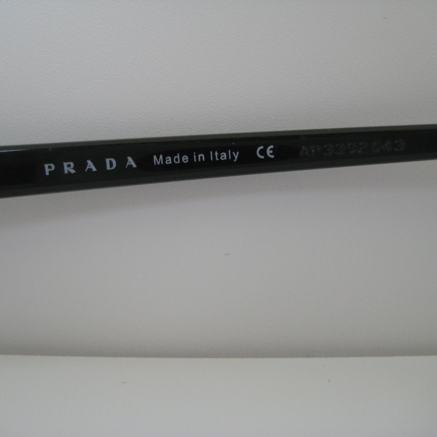Prada - early 2000s archive
Made in Italy | Model: VPR 67F 3BF-101