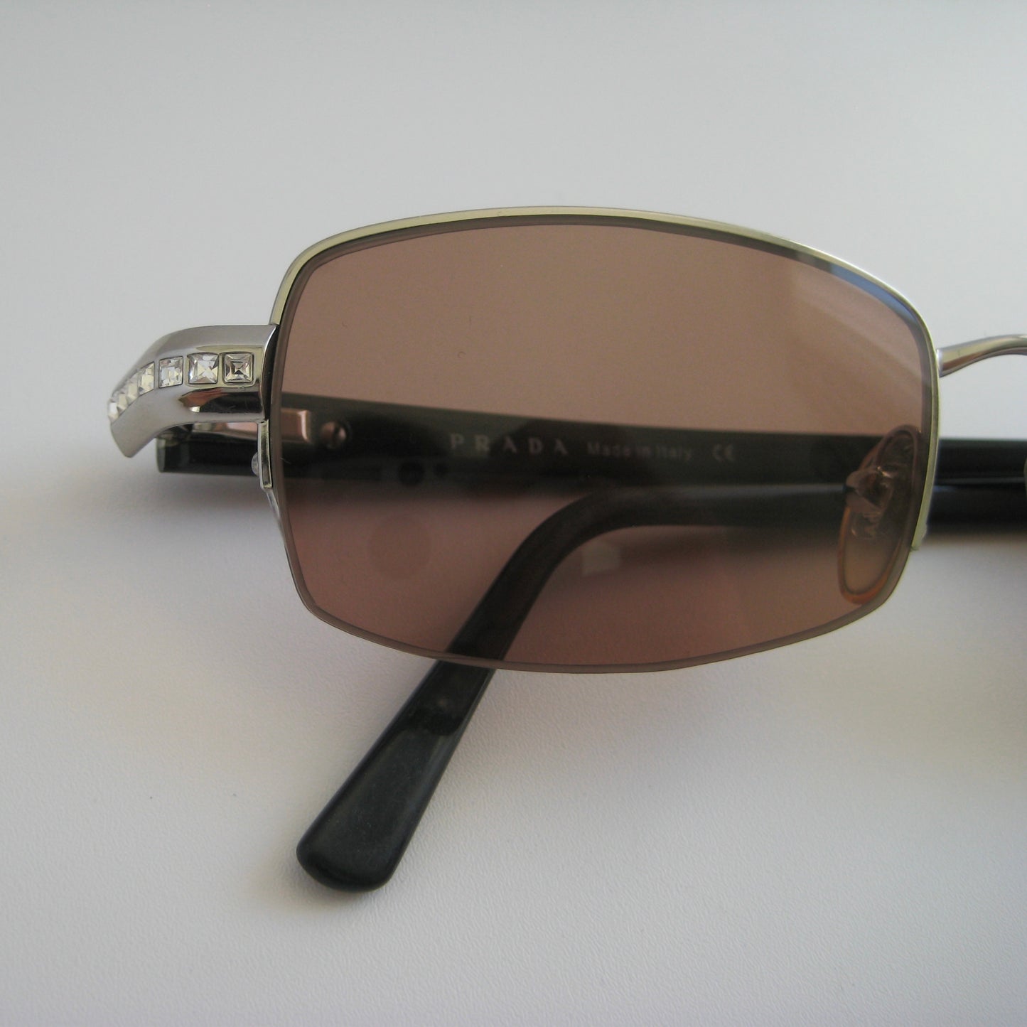Prada - early 2000s archive
Made in Italy | Model: VPR 67F 3BF-101