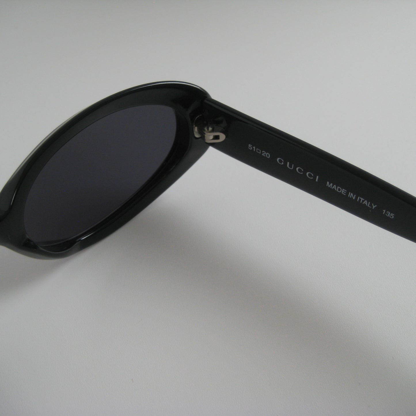 GUCCI GG 2419/S Late 90s archive
Made in Italy | Model: GG 2419/S 9HH