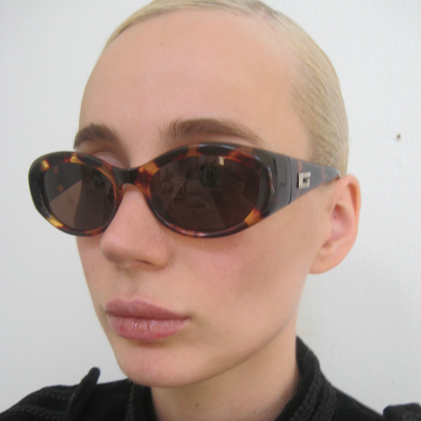 Gucci oval sunglasses tortoiseshell #076