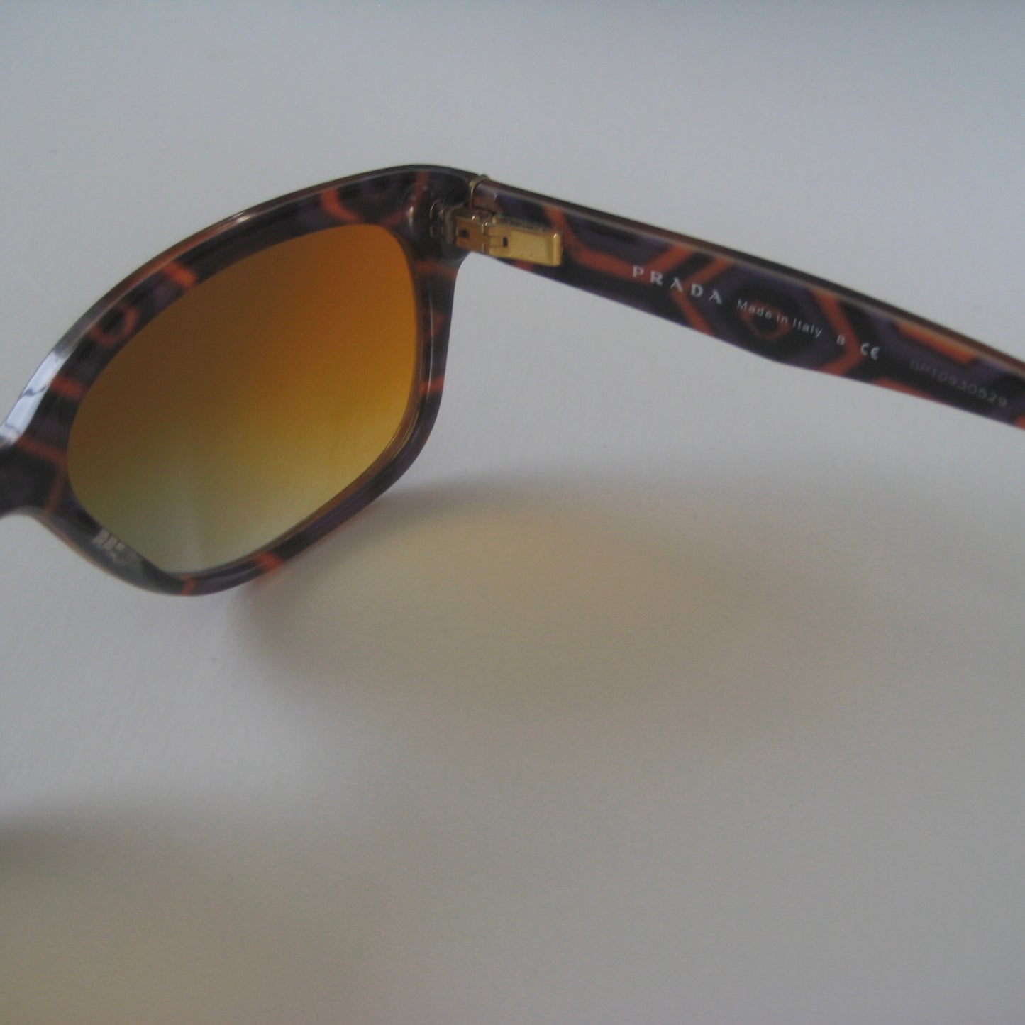 Prada — early 2000s archive
Model: VPR 20P MAU-101
