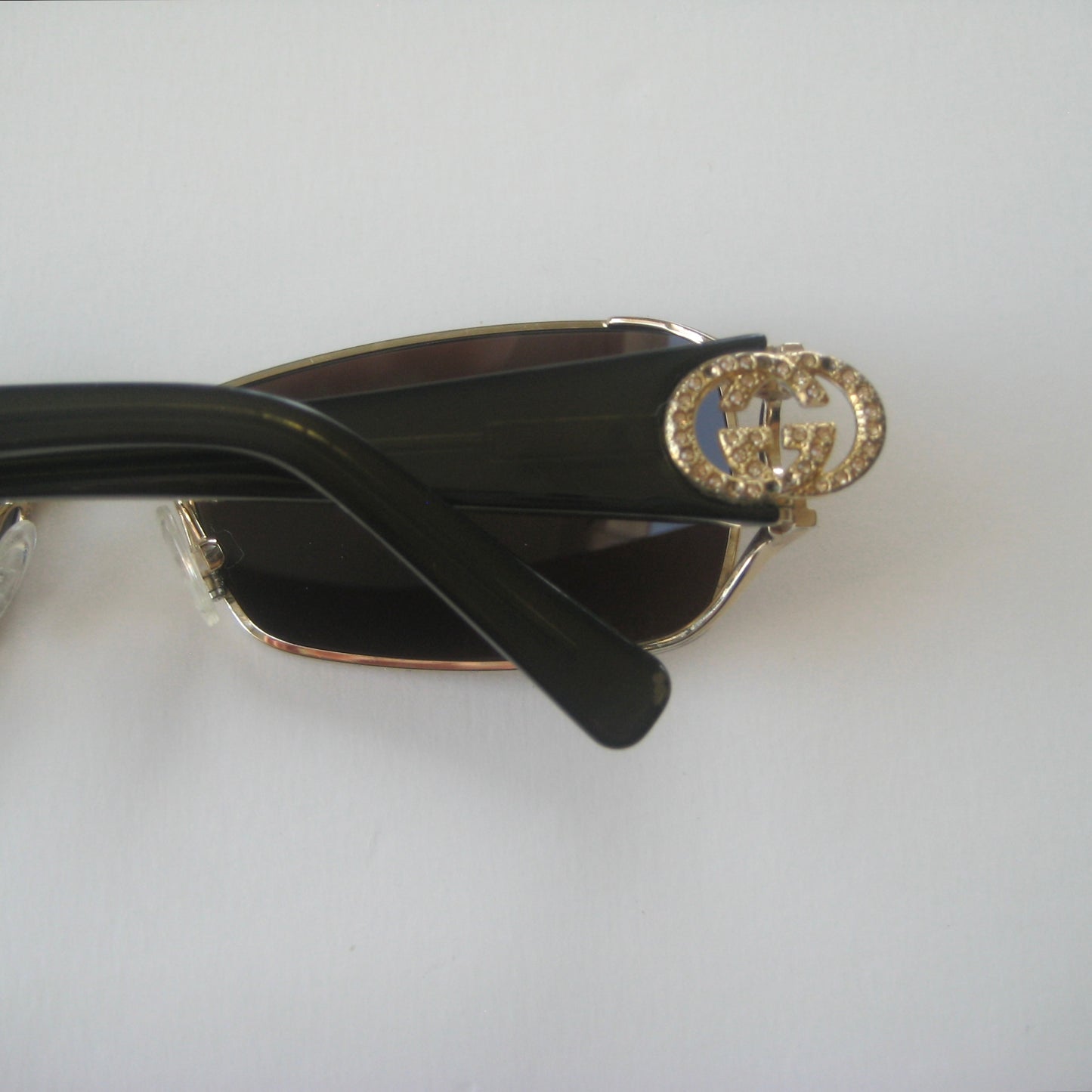 Gucci GG 2878 crystal logo power
Made in Italy | Size: 65Z 135