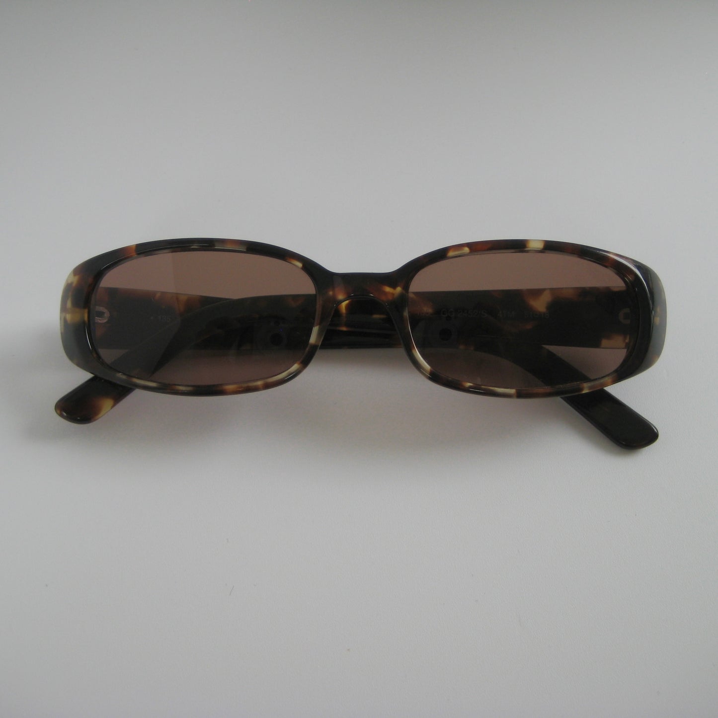 GUCCI GG 2452/S | Early 2000s archive
Made in Italy | Model: GG 2452/S 4TM
