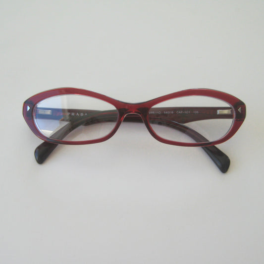 Prada VPR 110 | Early 2000s runway era
Made in Italy | Size: 54&16 135