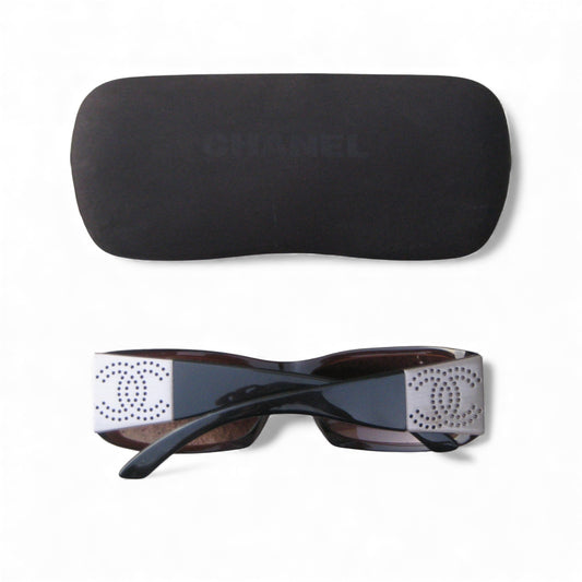 CHANEL early-2000s shield sunglasses