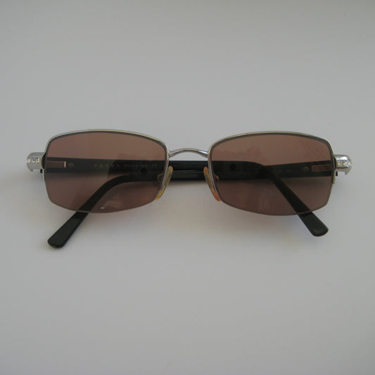 Prada - early 2000s archive
Made in Italy | Model: VPR 67F 3BF-101