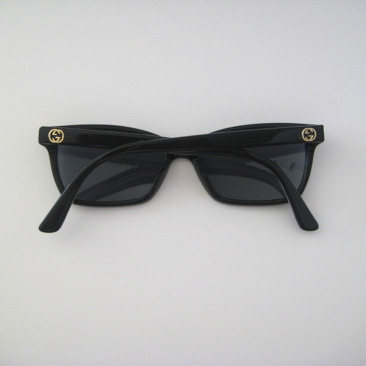 Gucci Classic GG Frame Sunglasses #070