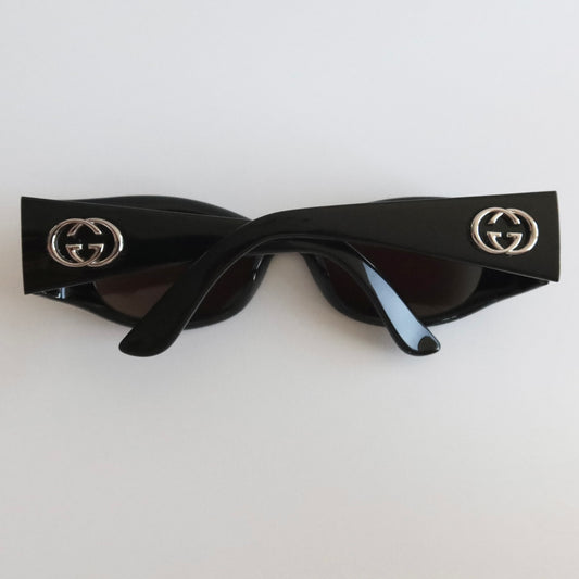 Gucci Rectangular black sunglasses #100