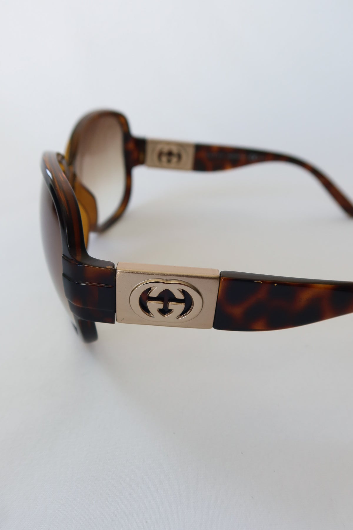 Gucci Tortoise Aviator Sunglasses · Case
