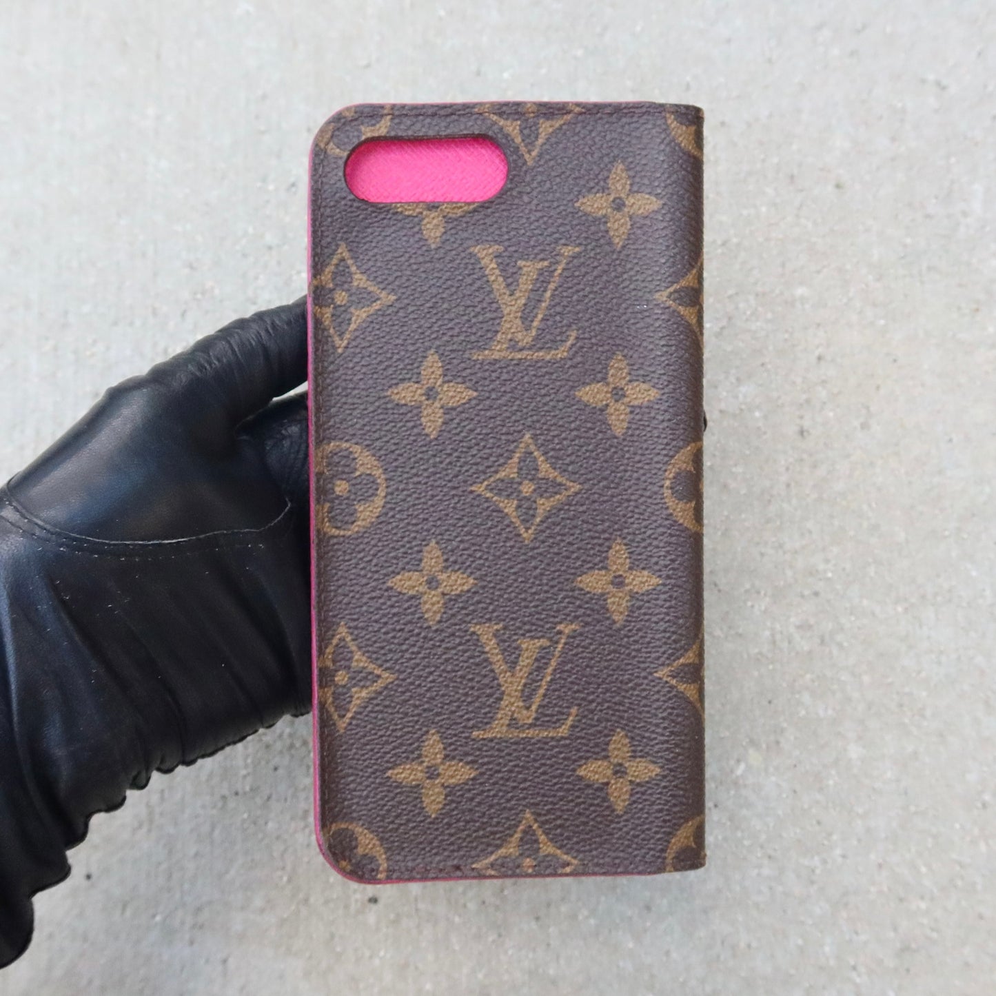 Louis Vuitton Monogram Folio iPhone Case (Pink Interior) iPhone 7 Plus / 8 Plus