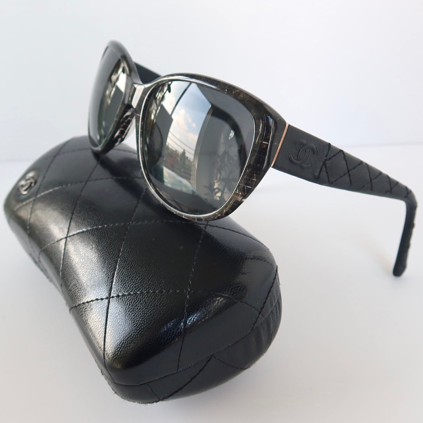 chanel quilted sunglasses #008