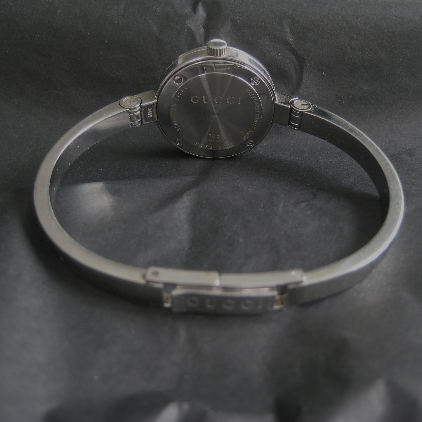 Gucci 105 stainless steel bangle watch