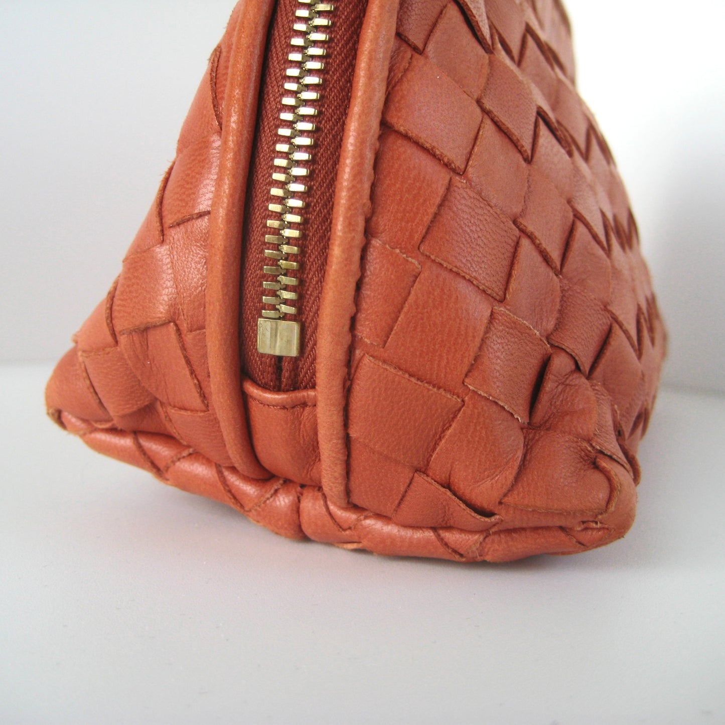 Bottega Veneta Intrecciato Leather Pouch Vintage Italian Classic