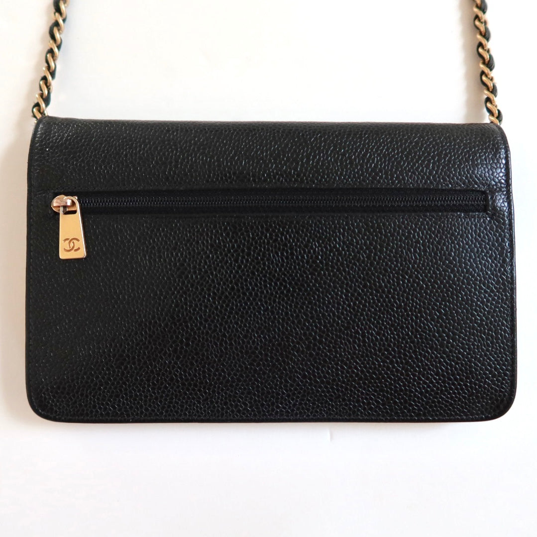 CHANEL Caviar Classic Wallet on Chain