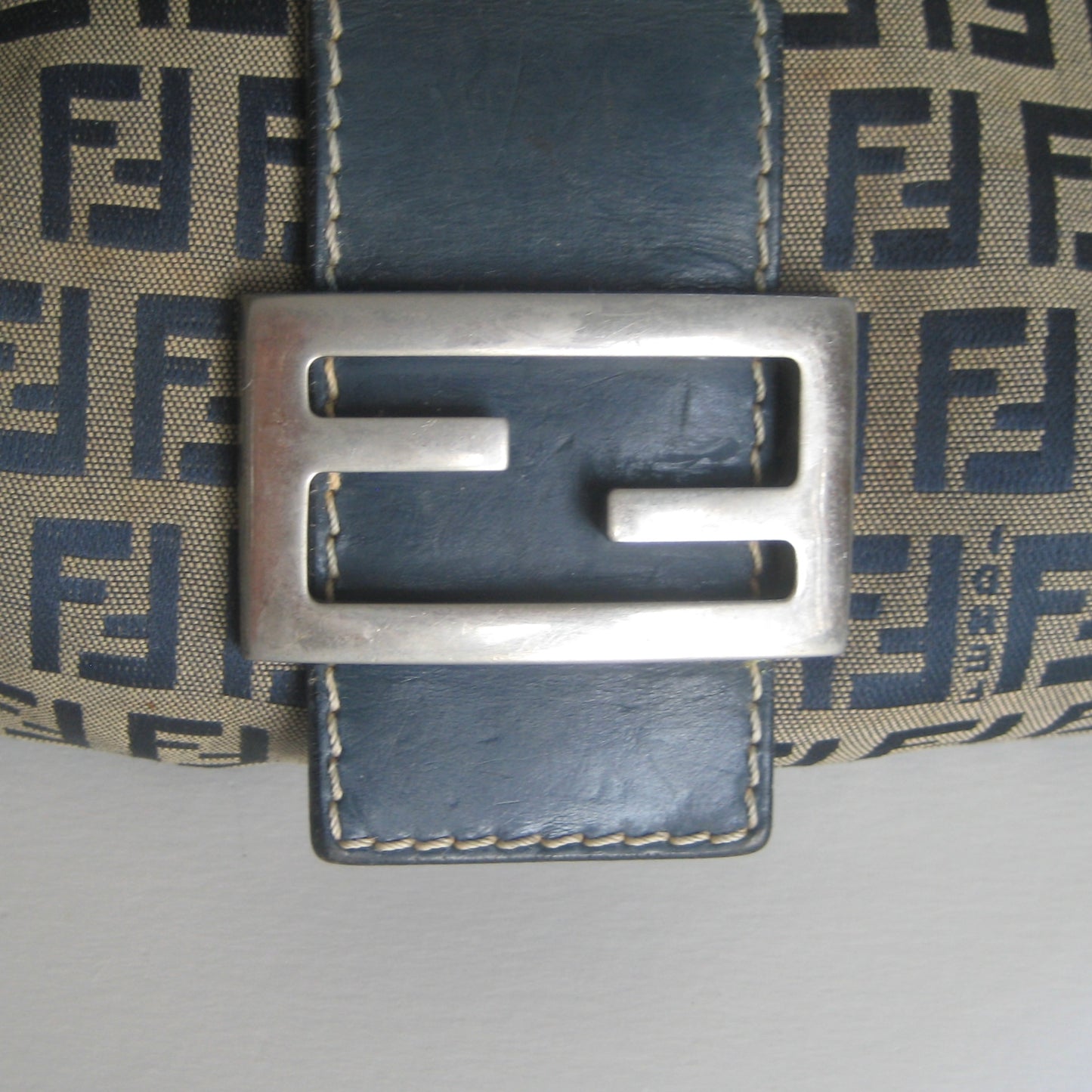 FENDI Zucca Baguette | Brown Monogram / Silver Hardware