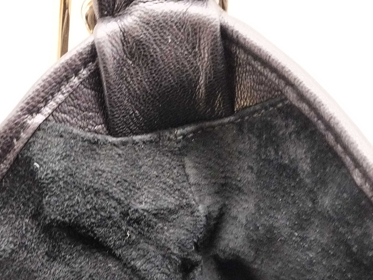 Yves Saint Laurent Tropez Ruffle Bag