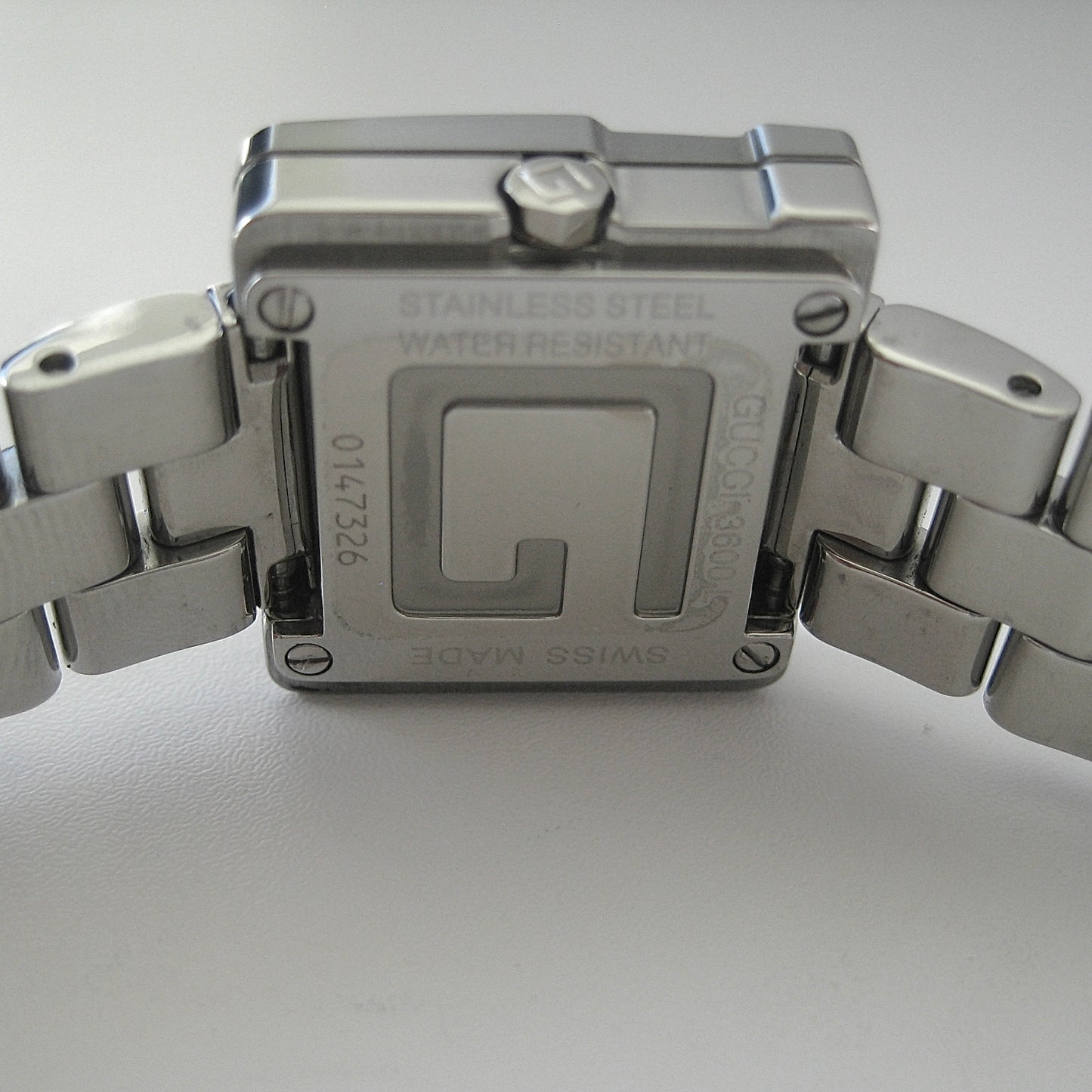 Gucci 3900L watch