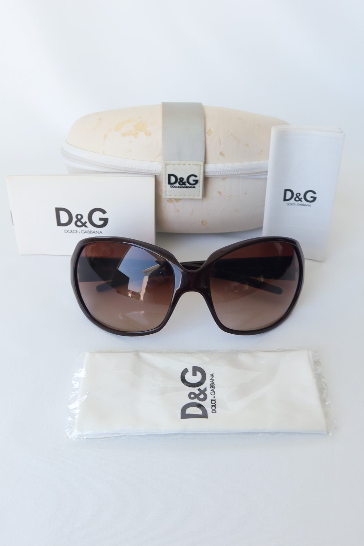 D&G Brown Crystal Logo Sunglasses · case