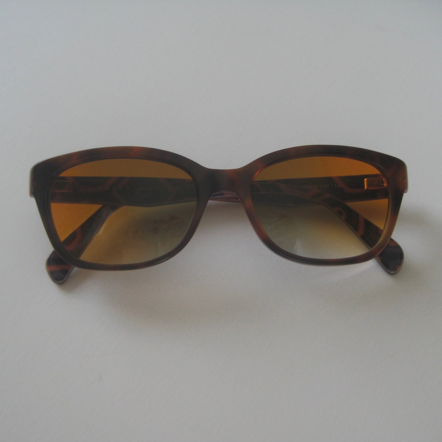 Prada — early 2000s archive
Model: VPR 20P MAU-101