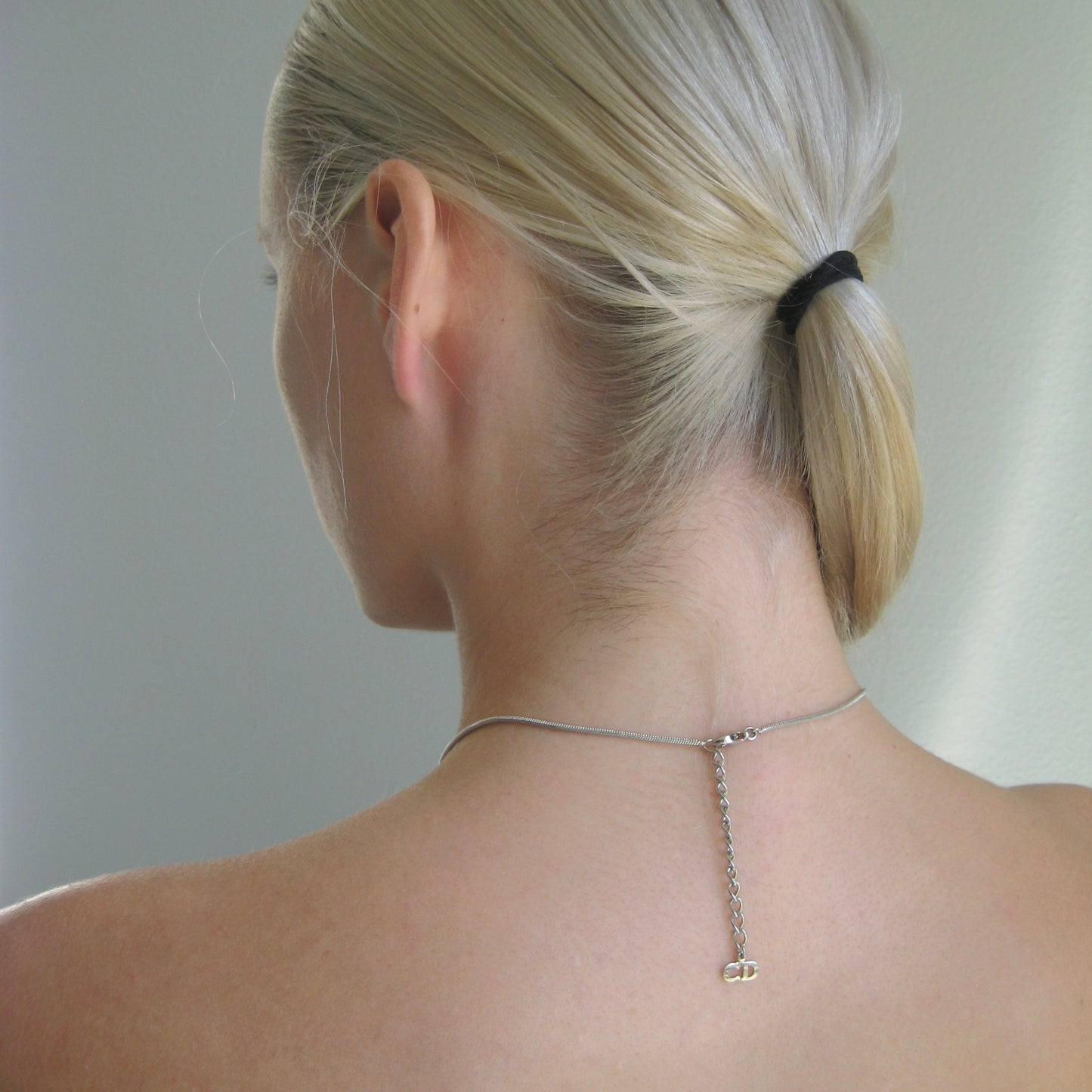 christian dior pendant necklace