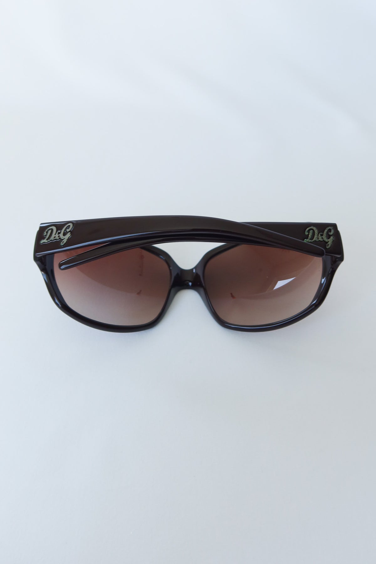 D&G Brown Crystal Logo Sunglasses · case
