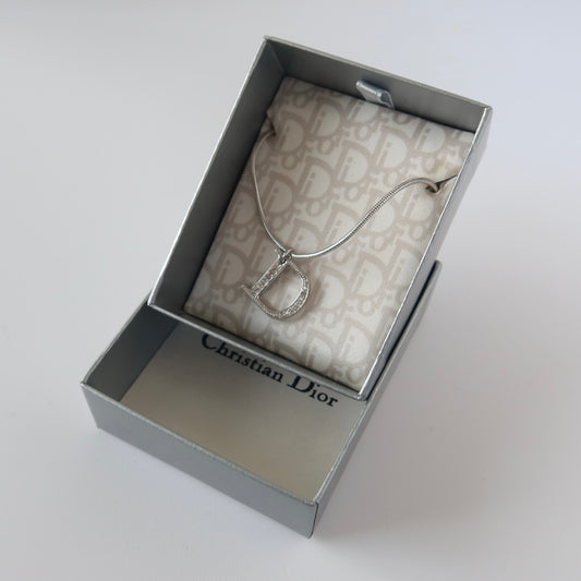 christian dior pendant necklace
