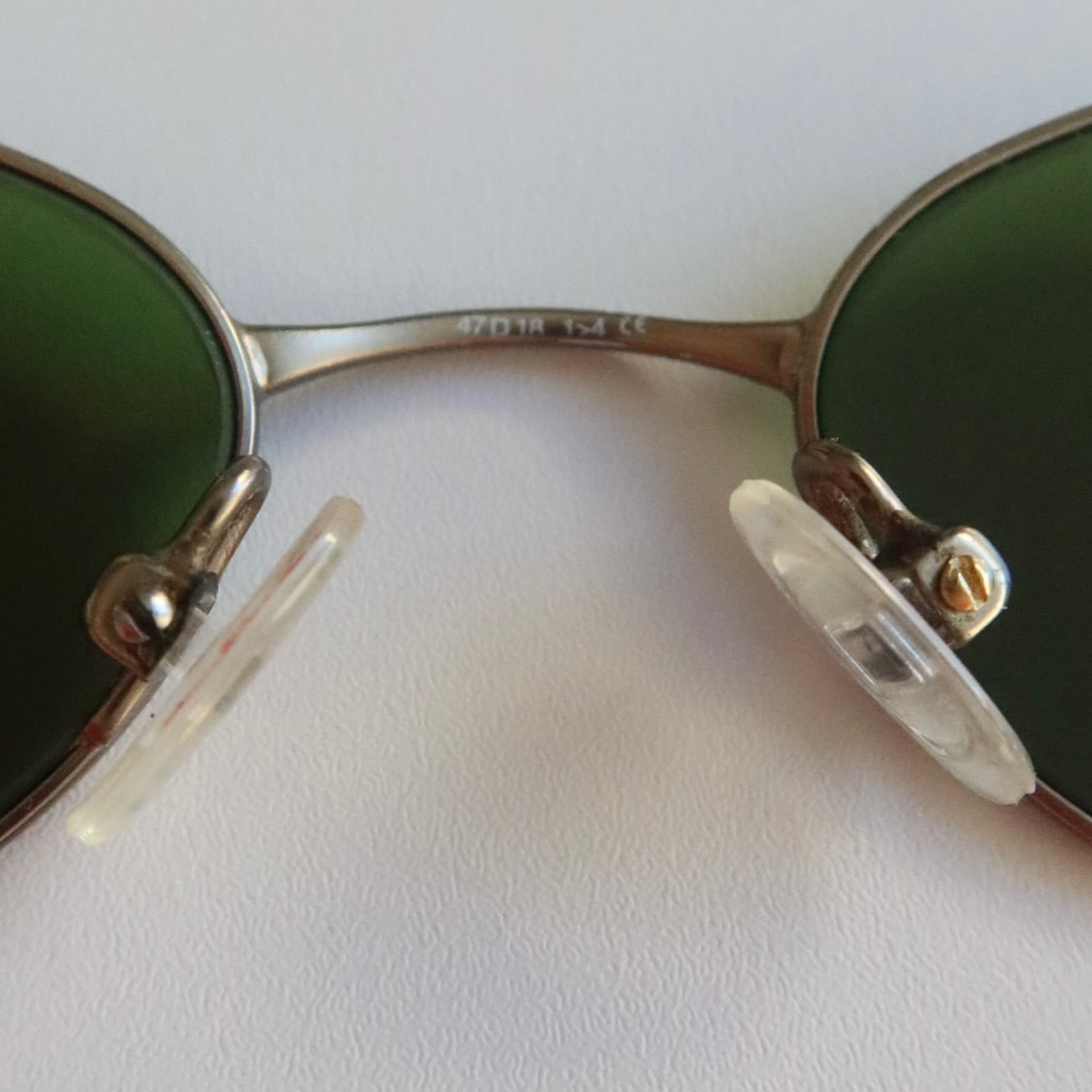 Gucci oval narrow metal sunglasses #086