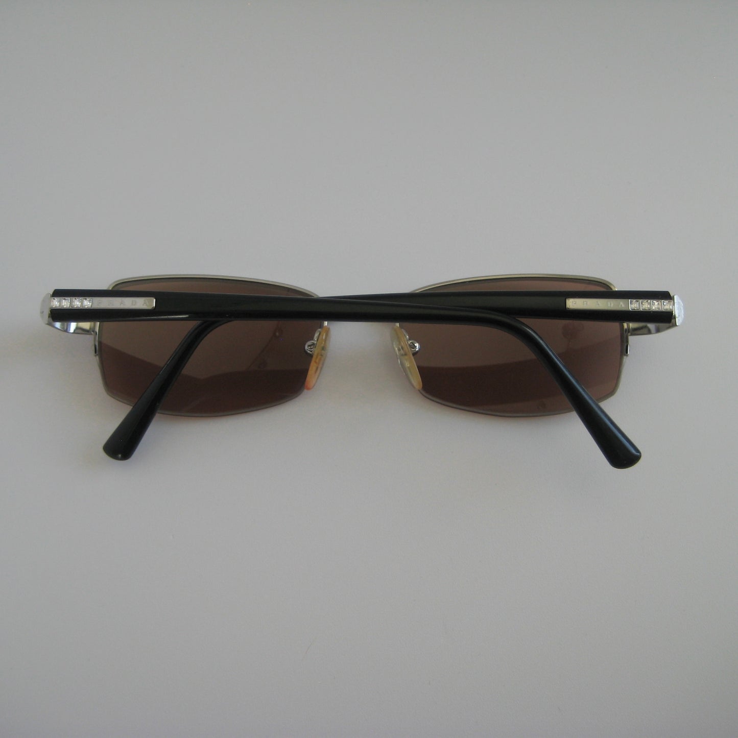 Prada - early 2000s archive
Made in Italy | Model: VPR 67F 3BF-101