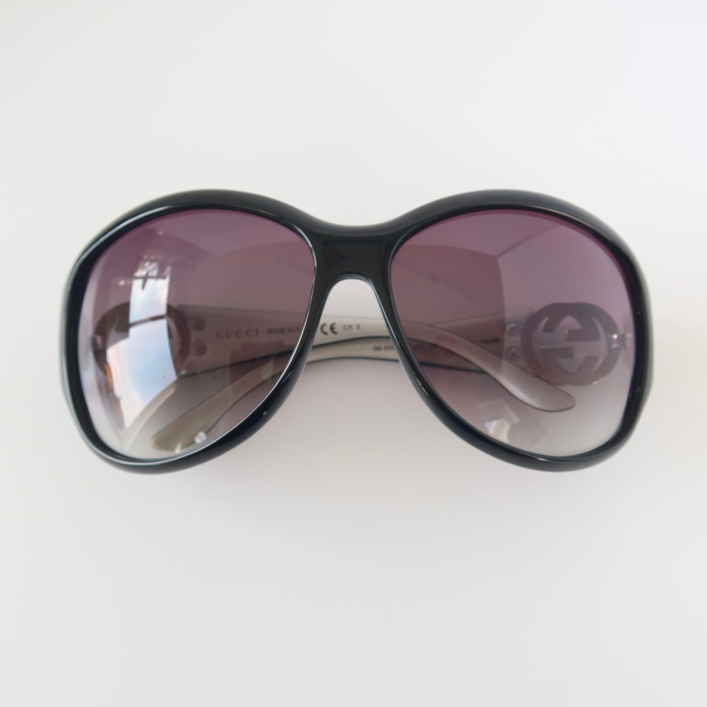 gucci oversized shield sunglasses #011