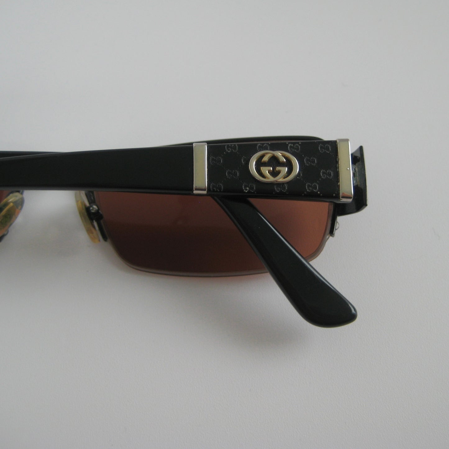 Gucci GG 2878 early 2000s archive