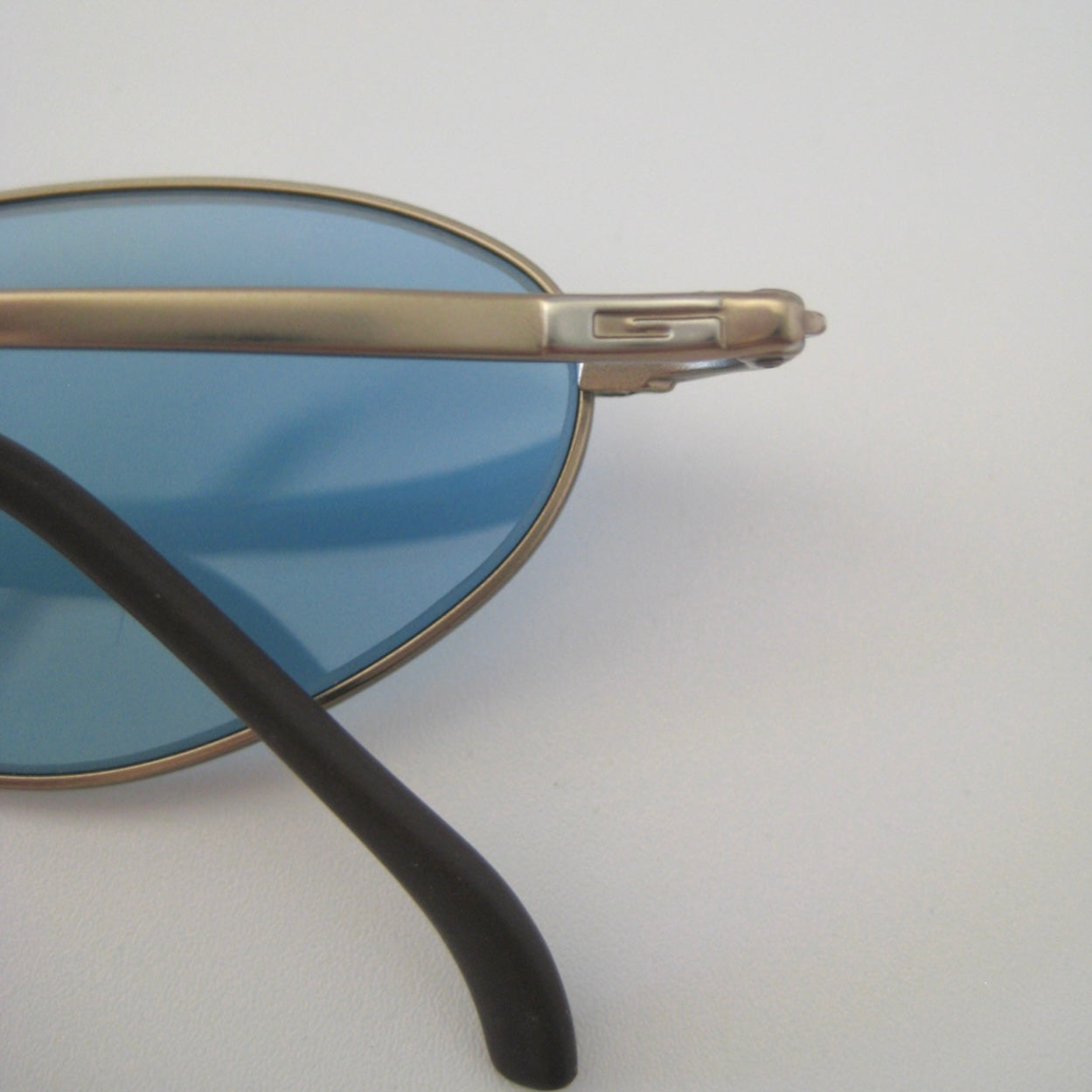Gucci Blue Lens Oval Sunglasses #090