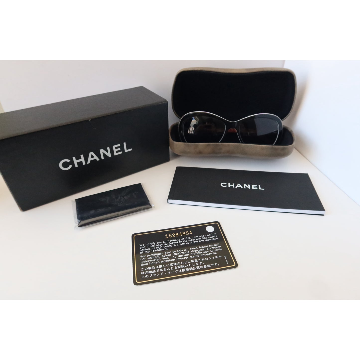 chanel 5219 Cat-Eye Sunglasses