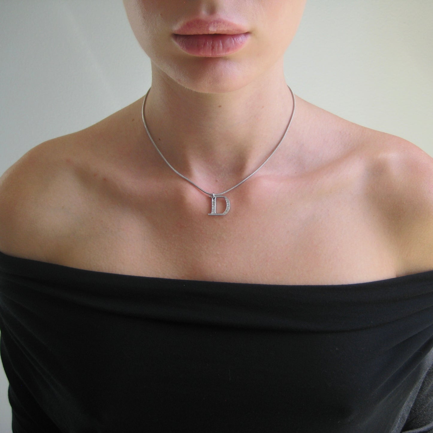 christian dior pendant necklace