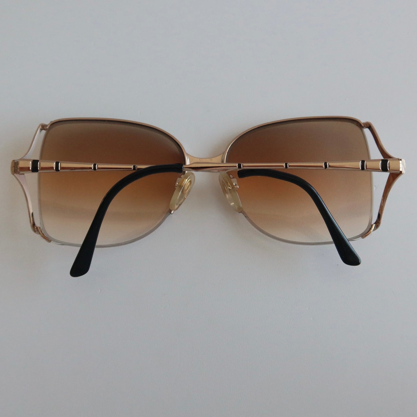 Gucci Gold Frame Gradient Sunglasses #073