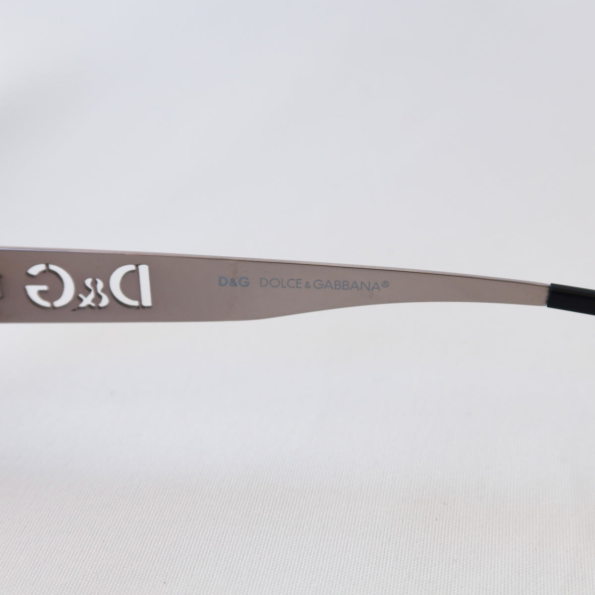 D&G Rimless Cutout