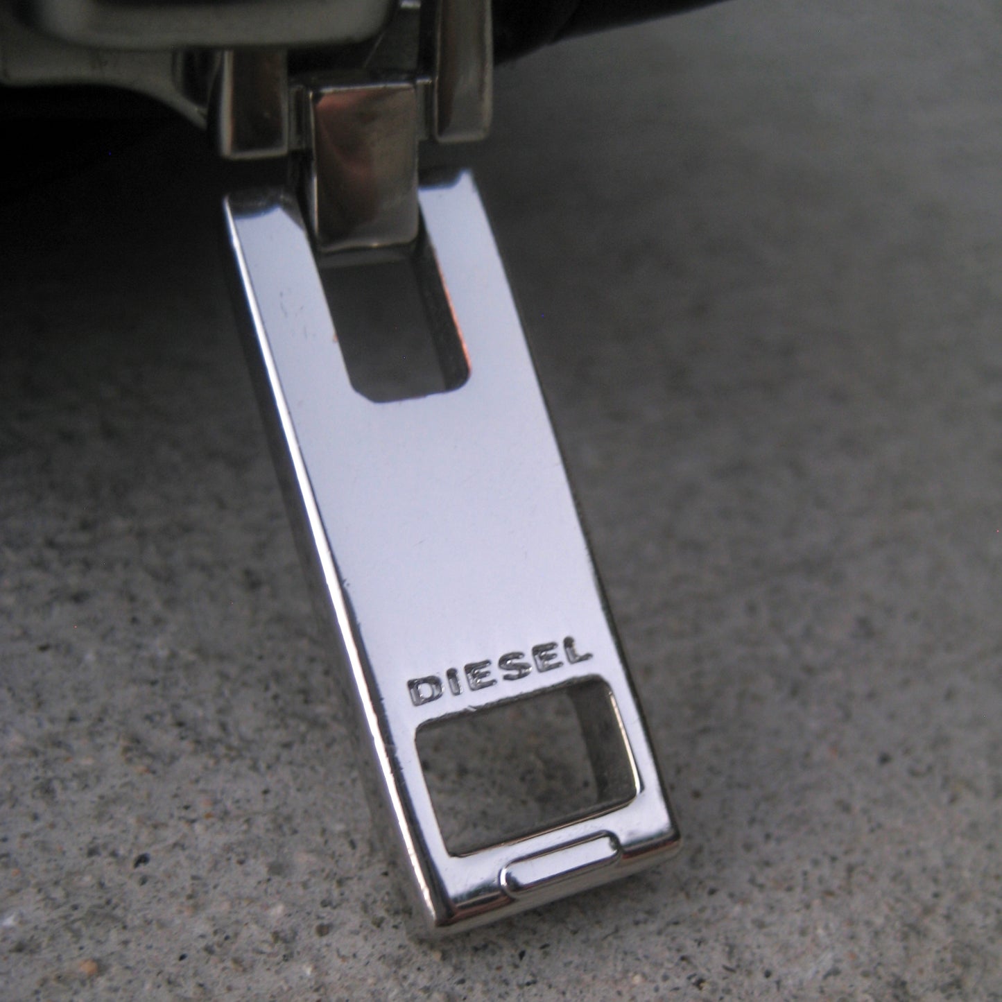 Diesel 2000s Leather Shoulder Bag