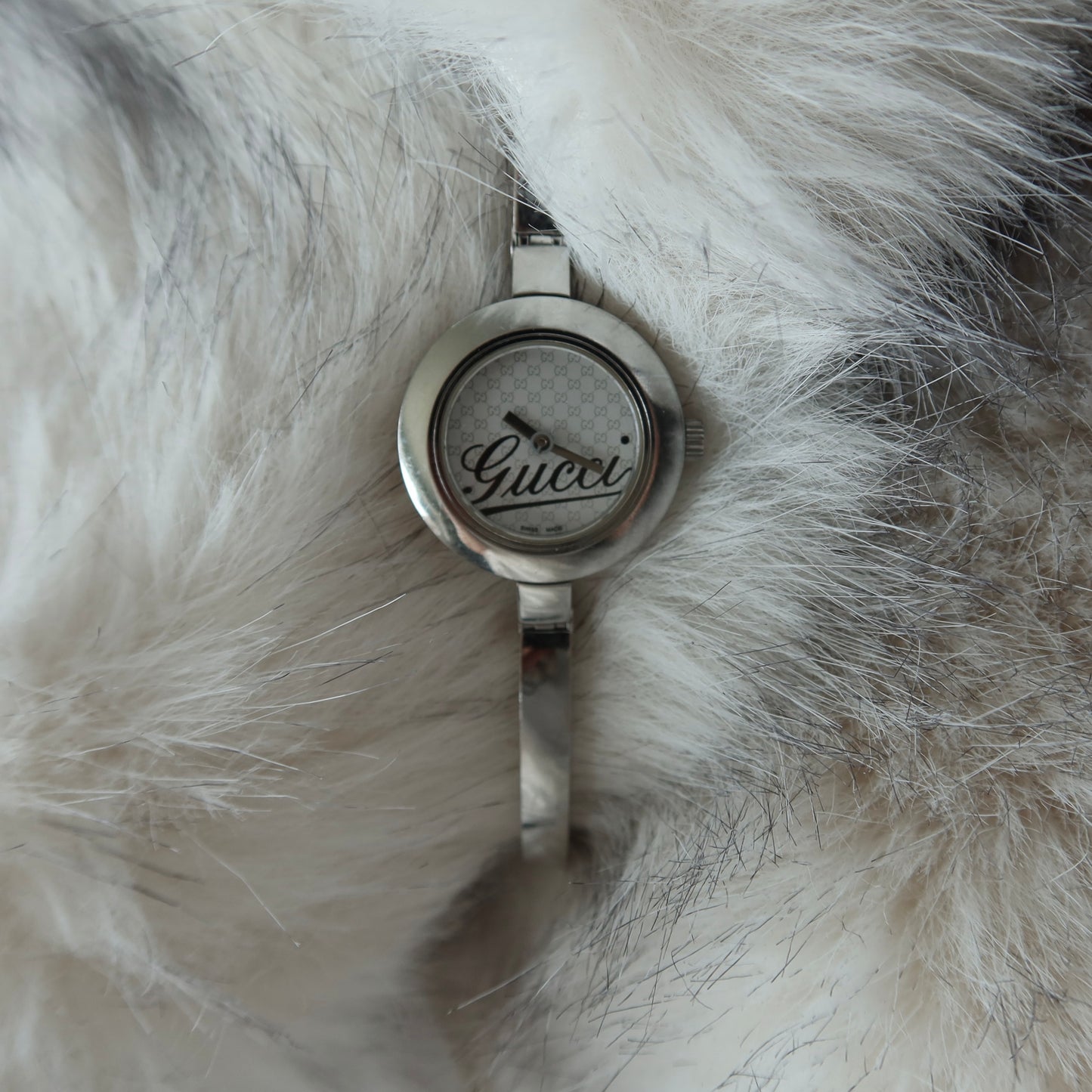 Gucci 105 stainless steel bangle watch