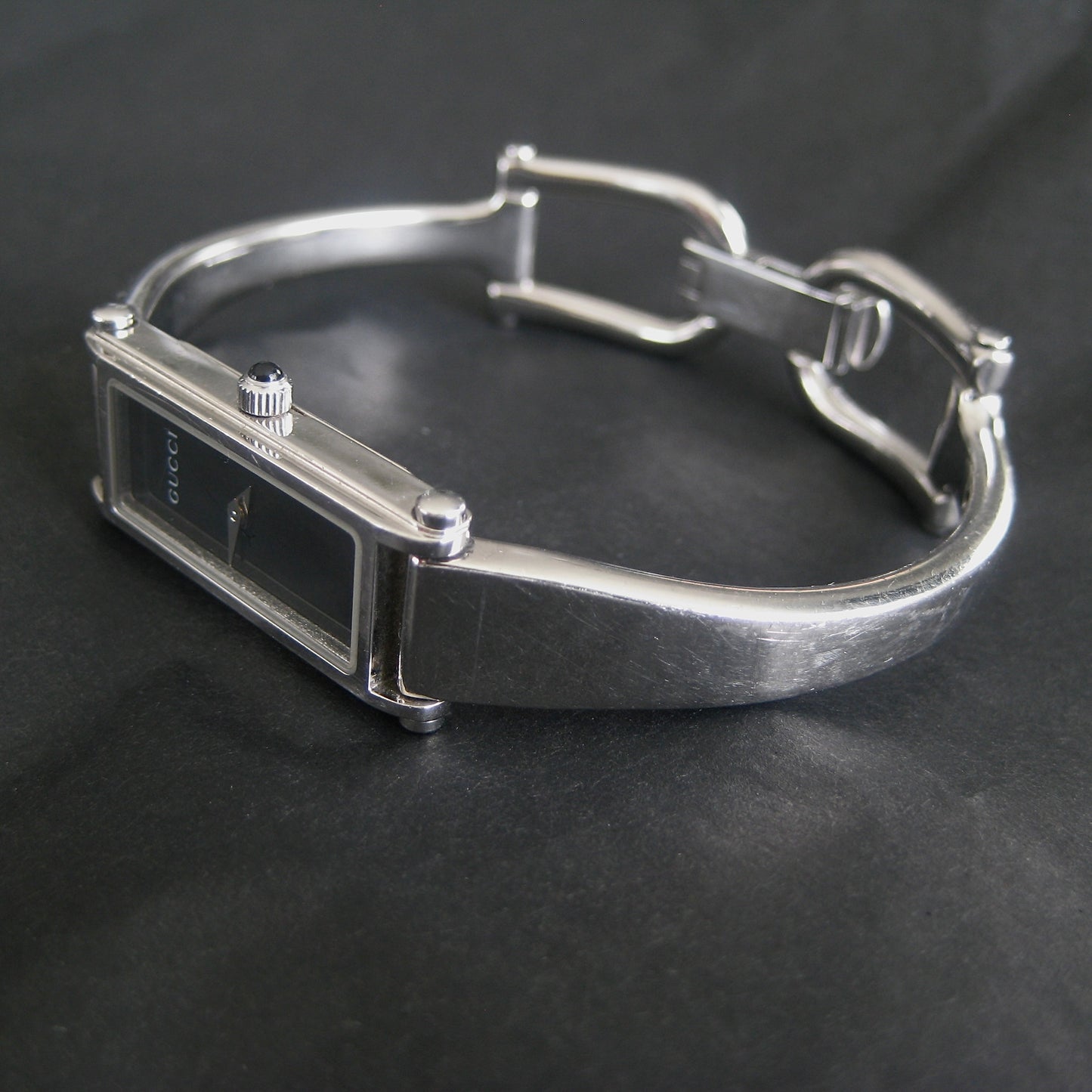 Gucci watch 1500L