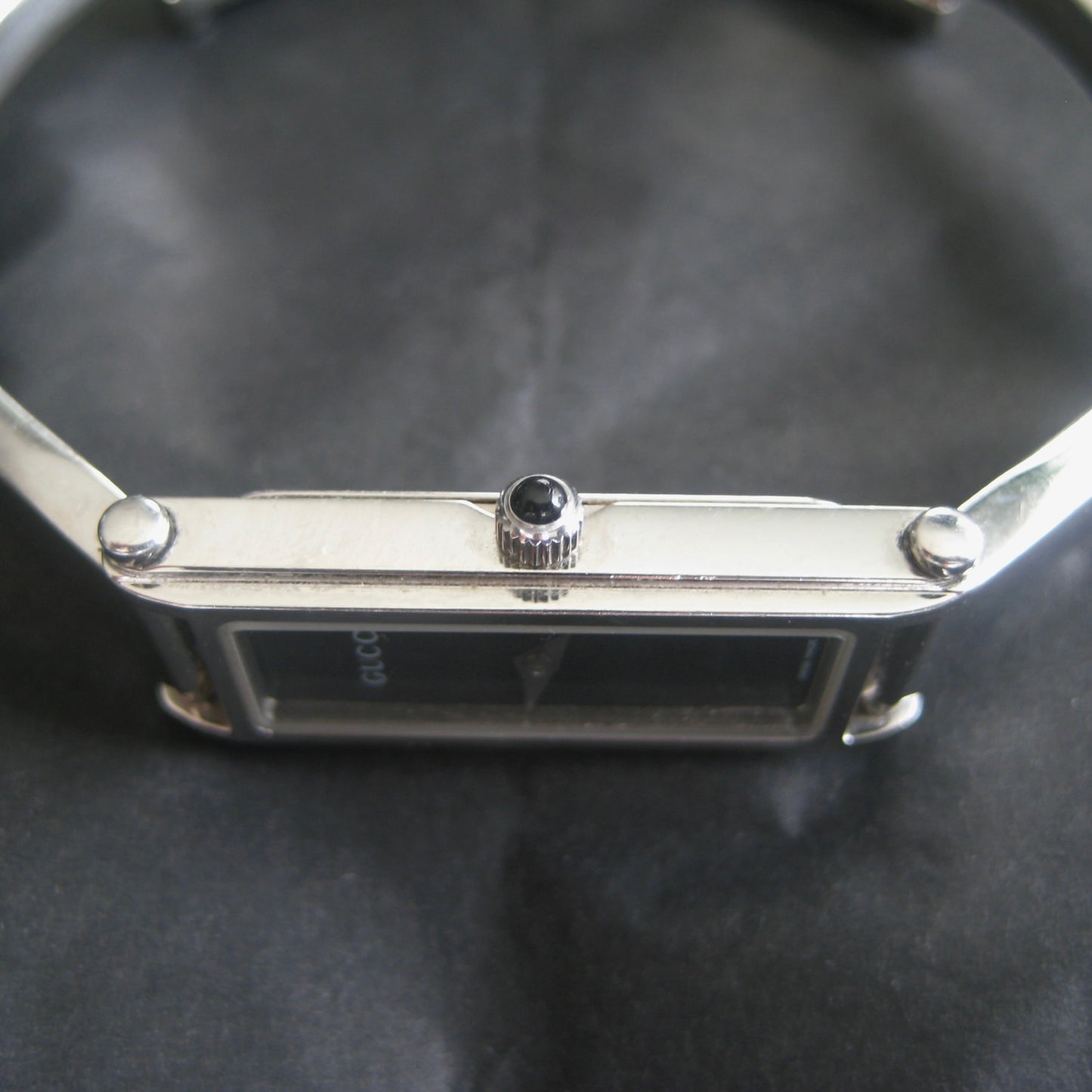 Gucci watch 1500L