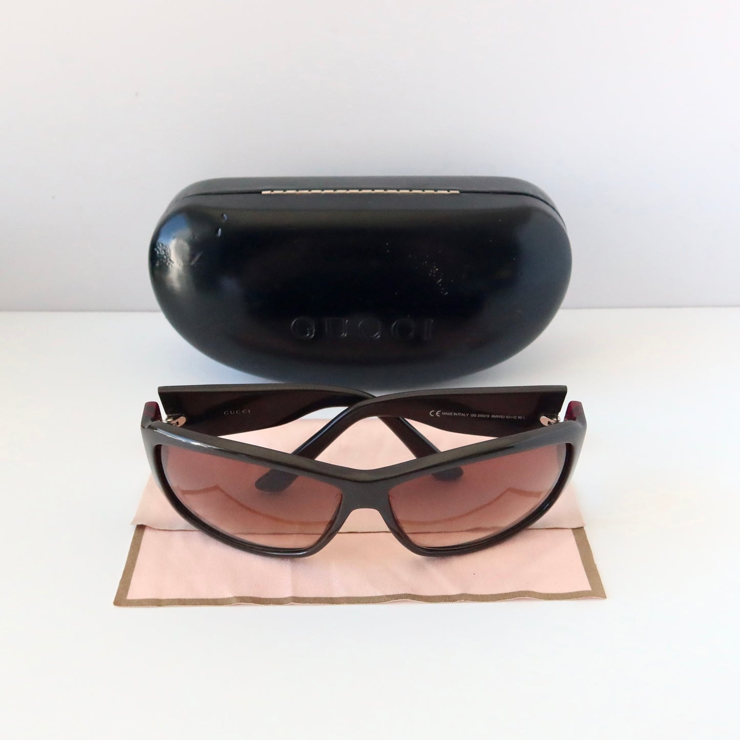 Gucci Wrap Sunglasses | GG2592/S