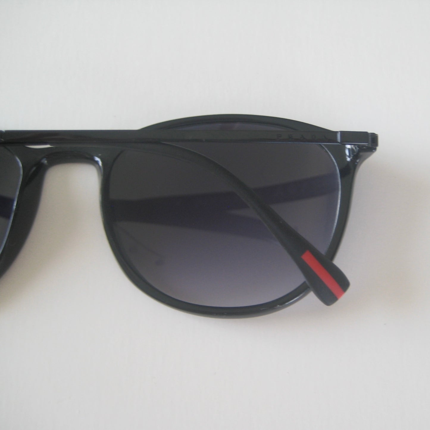 Prada VPS 04H | Early 2010s archive