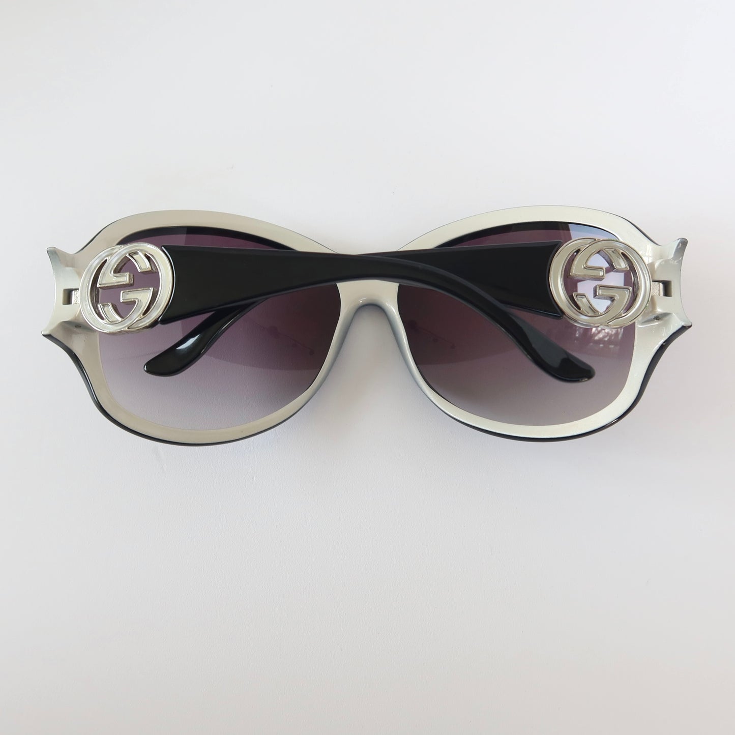 gucci oversized shield sunglasses #011