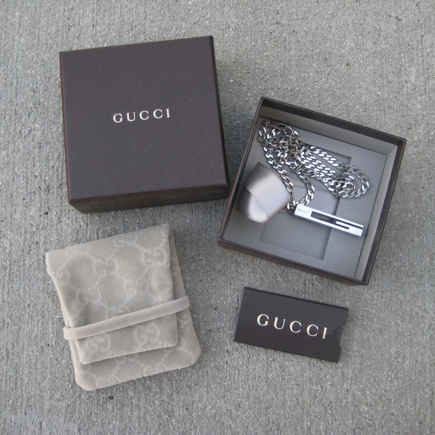Gucci high fashion sterling silver necklace
