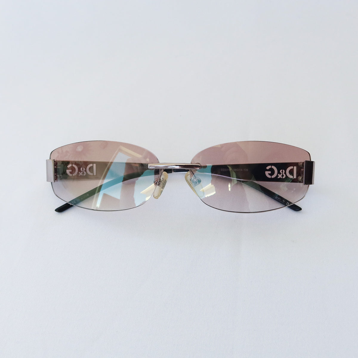 D&G Rimless Cutout