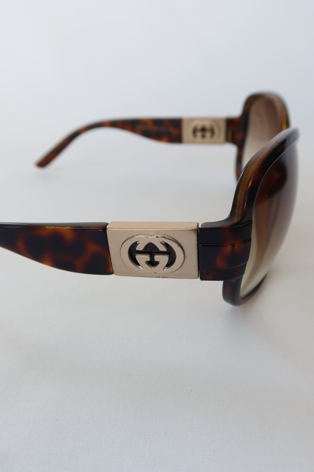 Gucci Tortoise Aviator Sunglasses · Case