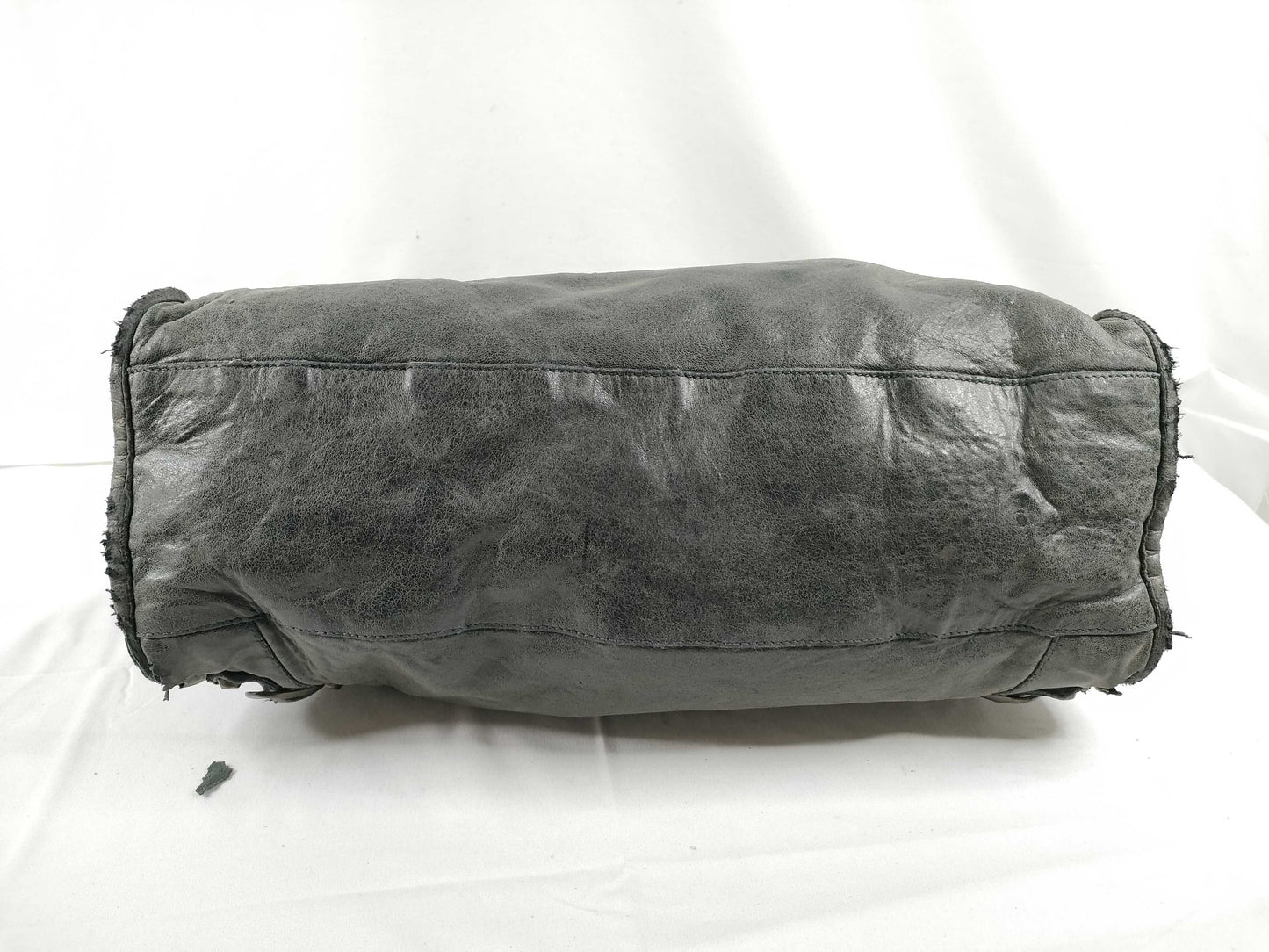 Balenciaga Classic City Grey Distressed Leather Medium Condition
