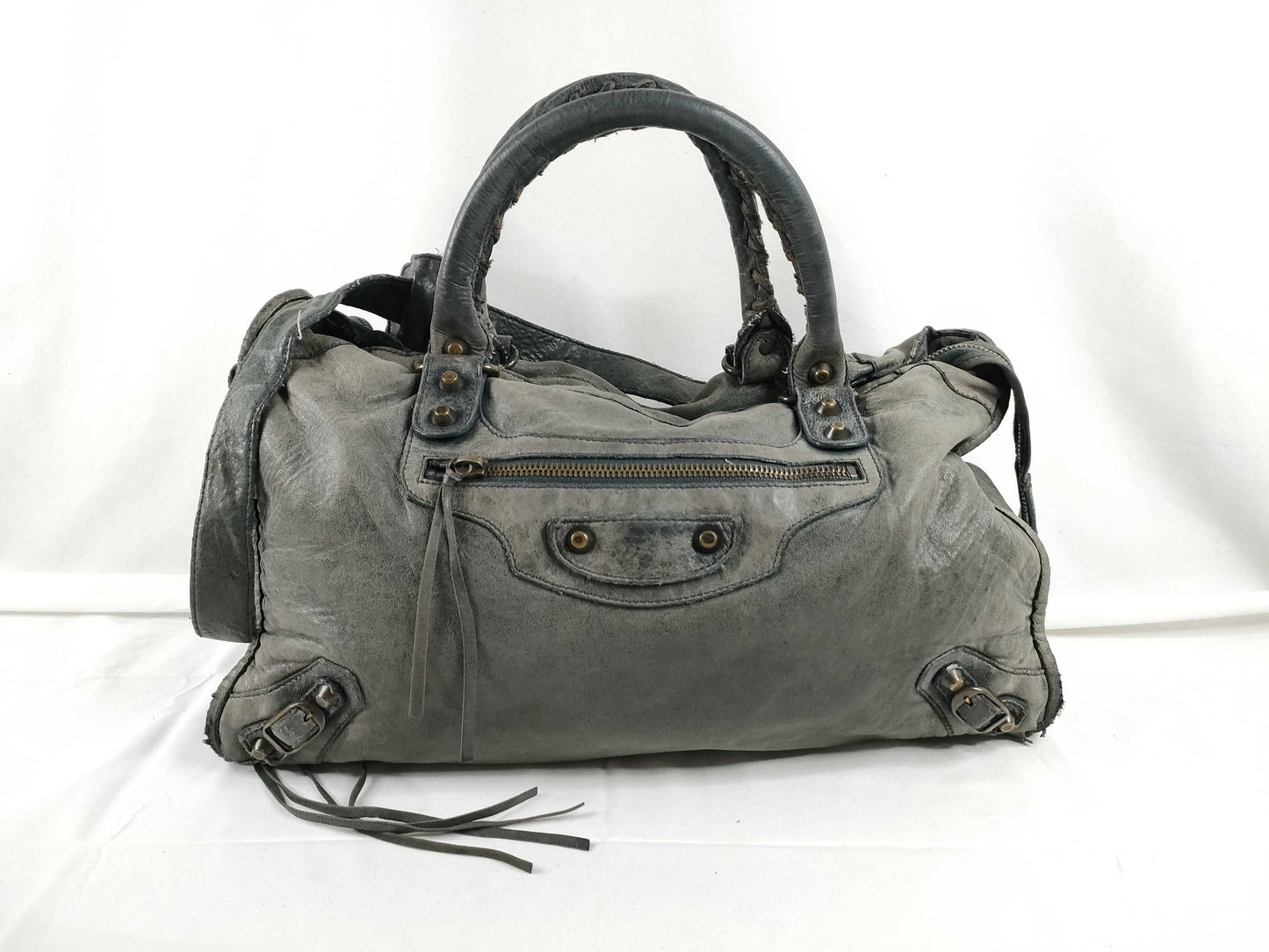 Balenciaga Classic City Grey Distressed Leather Medium Condition